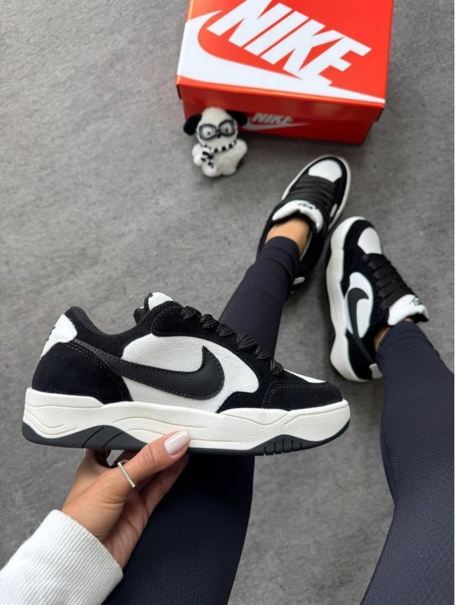 Nike Casual Preto e Branco